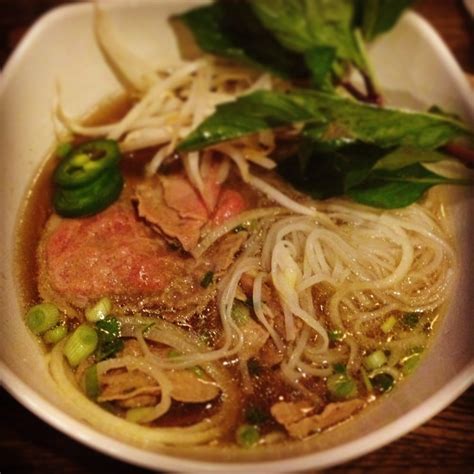 pho places near me